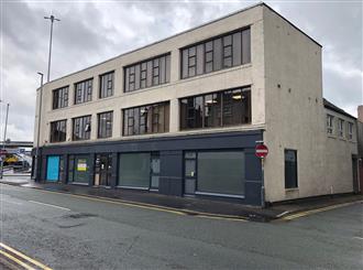 TO LET: 34 & 34A Ormskirk Road, Preston