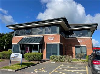 TO LET: Lincoln House, Ackhurst Business Park, Chorley